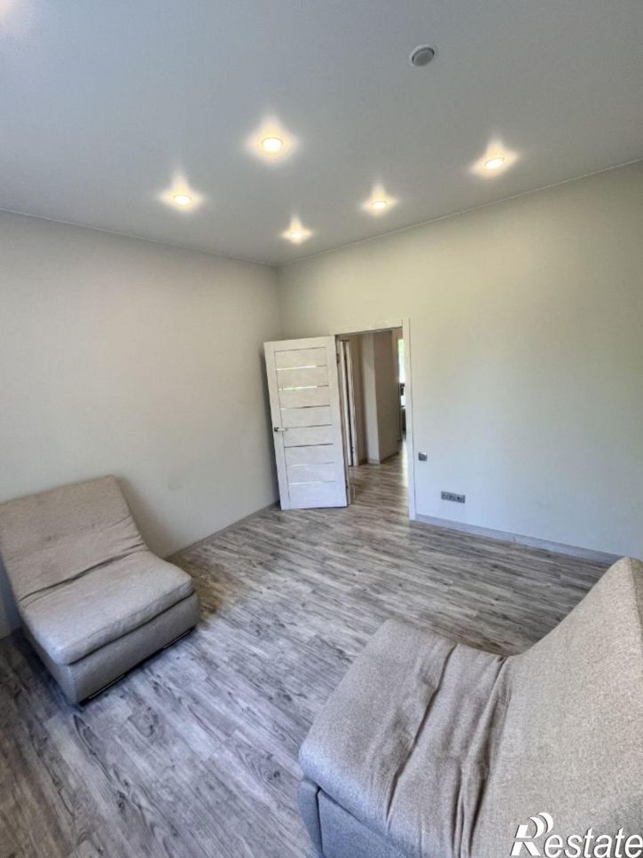 3-комн квартира ул Пархоменко, 18,  д. 18