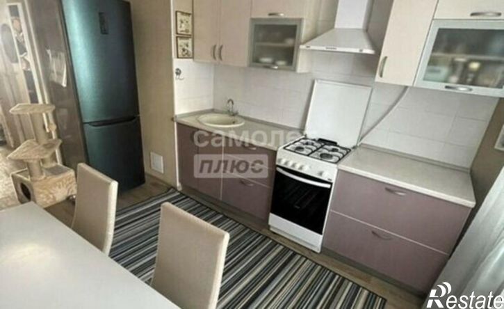 3-комн квартира ул Степанца, 8Б,  д. 8Б