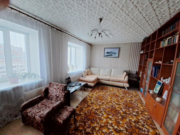 3-комн квартира ул Масленникова, 78