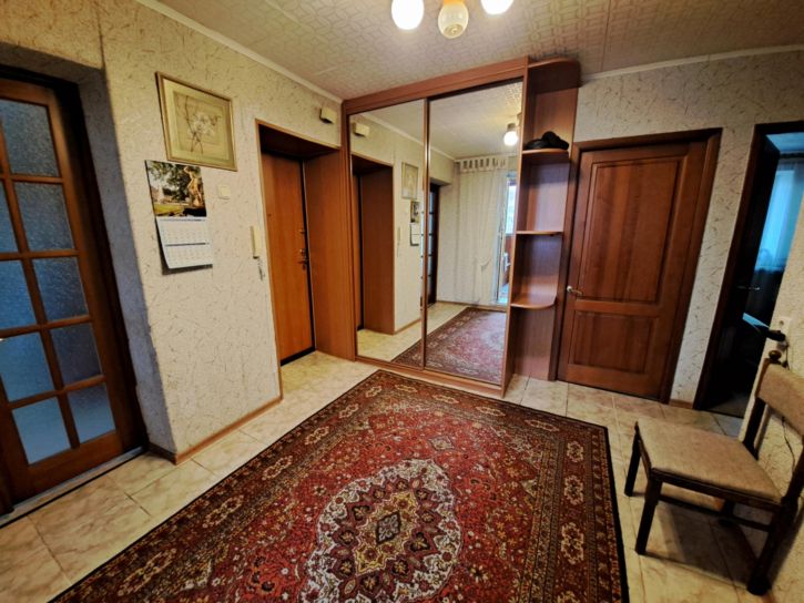 3-комн квартира ул Масленникова, 78