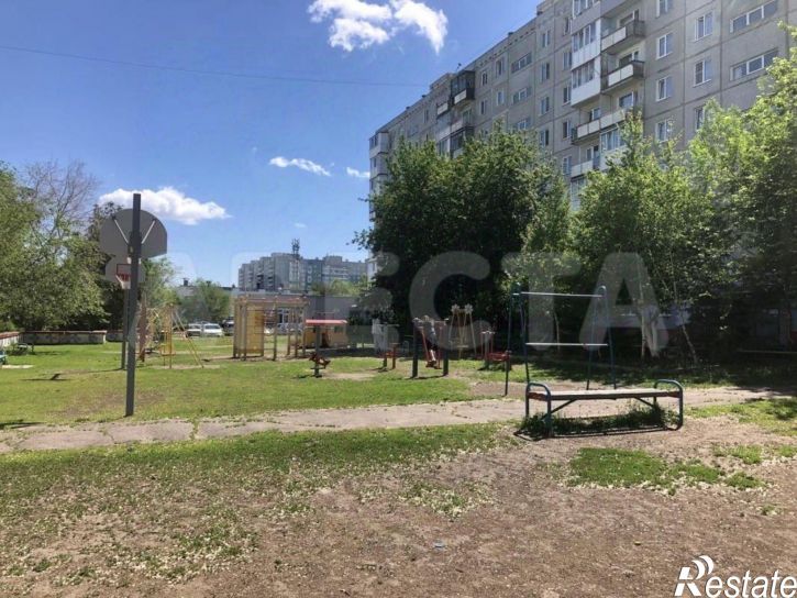 2-комн квартира ул Лисицкого, 9Б,  д. 9Б