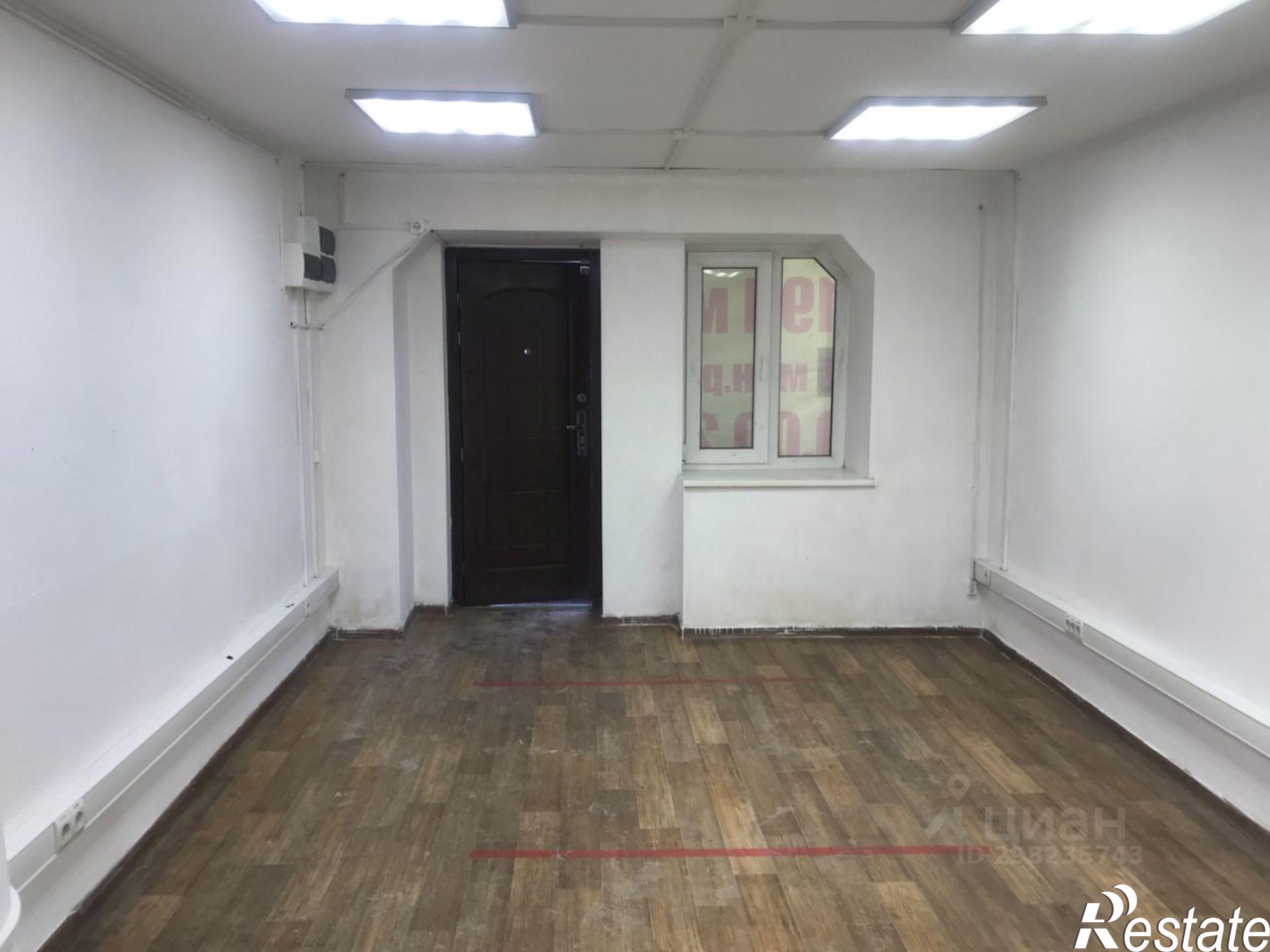 Купить гараж, место в паркинге за 2 188 500 рублей на улица Чапаева, 71