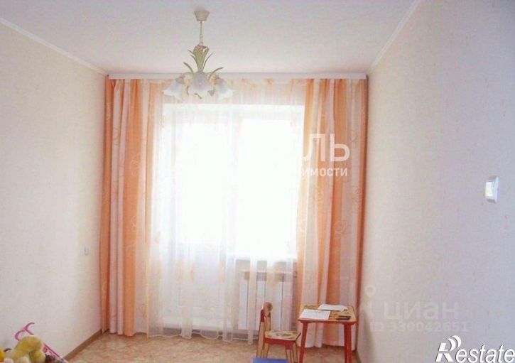 3-комн квартира ул Малиновского, 15,  д. 15