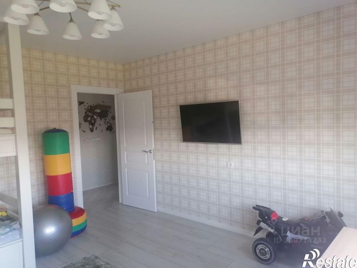 3-комн квартира ул Долгирева, 5,  д. 5
