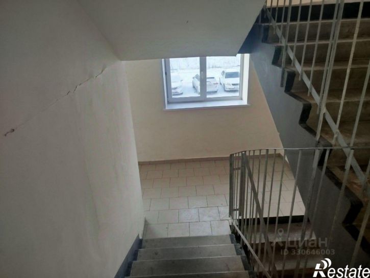2-комн квартира ул Перова, 42/2,  д. 42/2