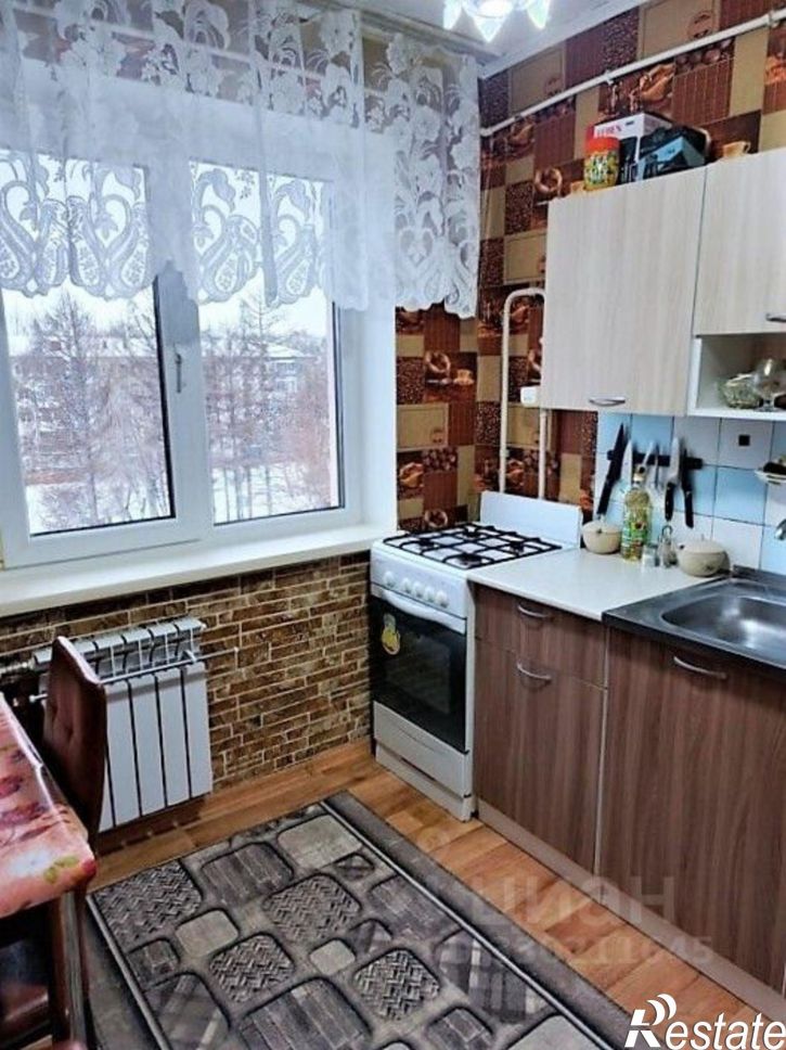 4-комн квартира ул Бархатовой, 6А,  д. 6А
