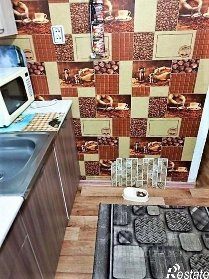 4-комн квартира ул Бархатовой, 6А,  д. 6А