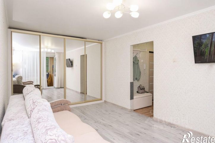 2-комн квартира ул Стрельникова, 1,  д. 1