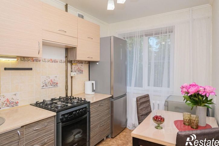 2-комн квартира ул Стрельникова, 1,  д. 1