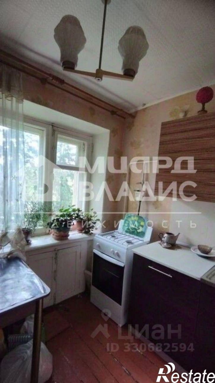 2-комн квартира ул 40 лет Ракетных Войск, 1,  д. 1