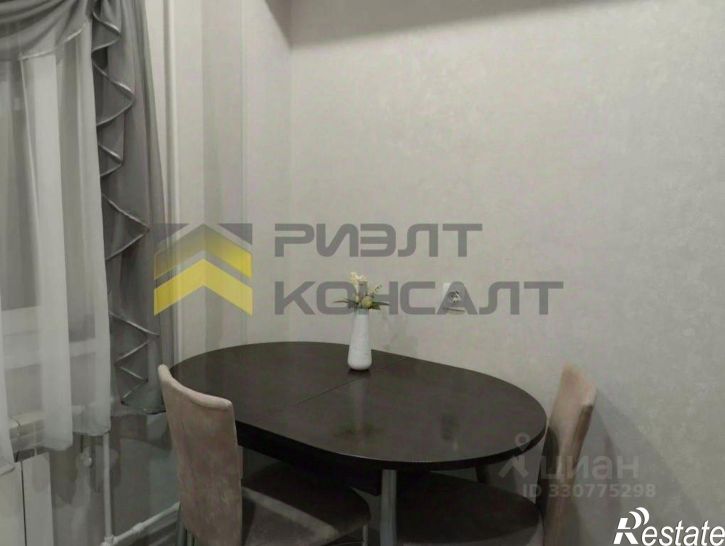 4-комн квартира ул Комкова, 3,  д. 3