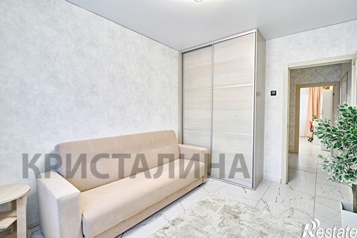3-комн квартира ул Гашека, 12,  д. 12