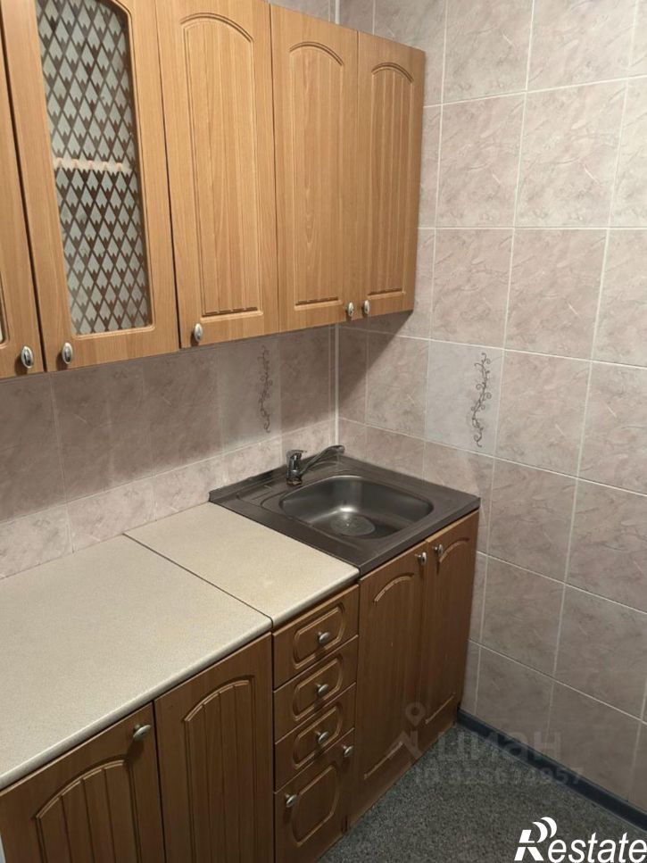 2-комн квартира ул Рощинская, 1,  д. 1