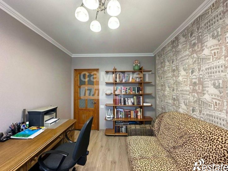 3-комн квартира ул Степанца, 8Б,  д. 8Б