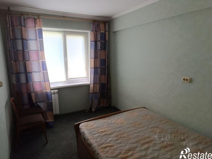 3-комн квартира ул Марка Никифорова, 6,  д. 6