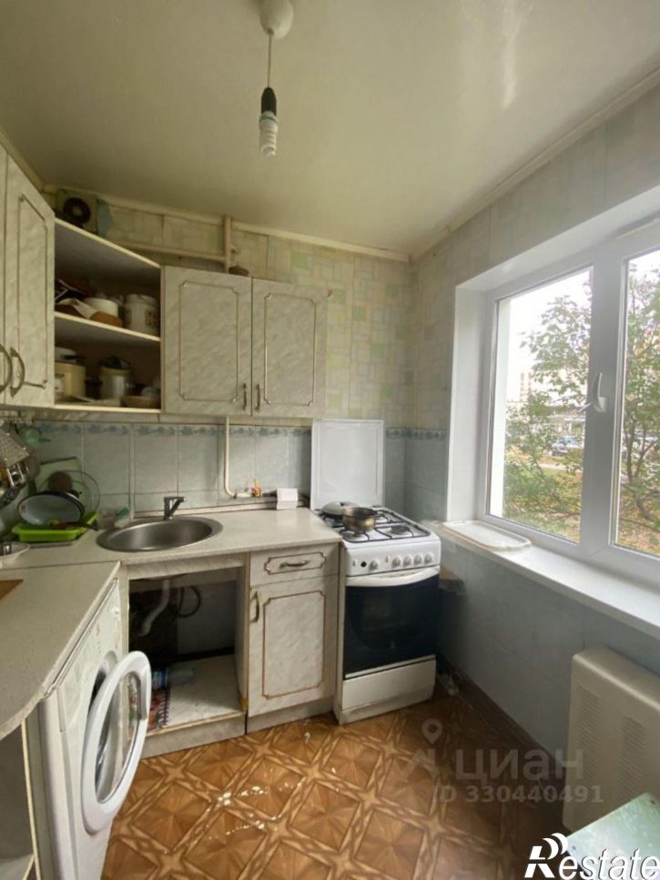 3-комн квартира Космический пр-кт, 97,  д. 97