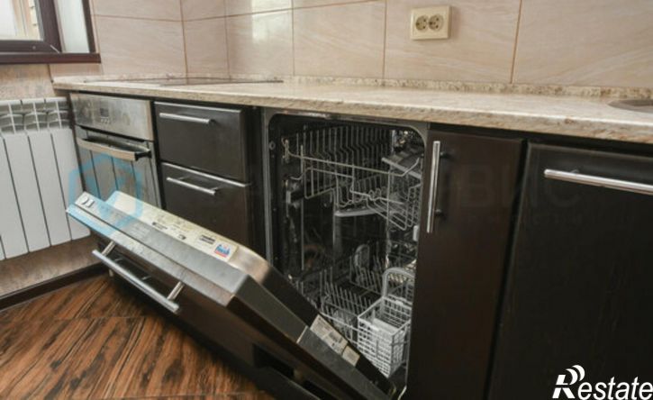 3-комн квартира ул 19-я Амурская, 62,  д. 62