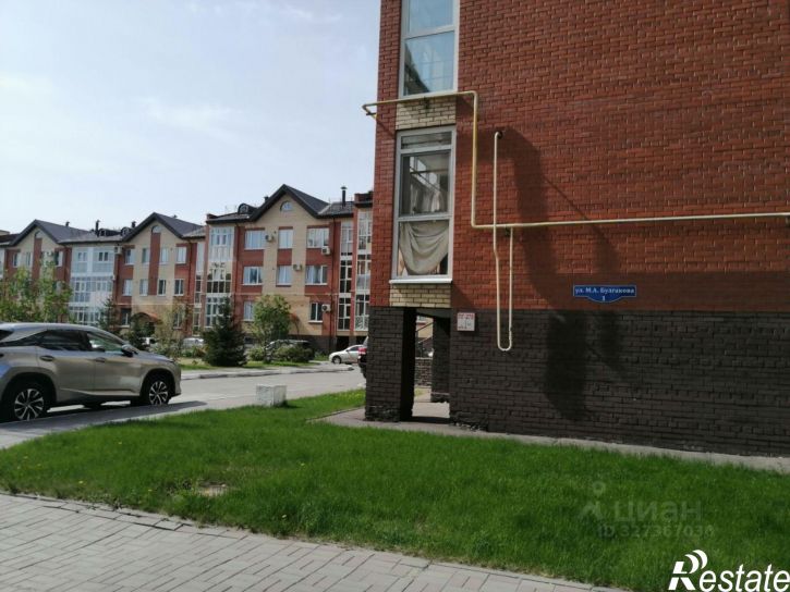 2-комн квартира ул М.А.Булгакова, 1,  д. 1