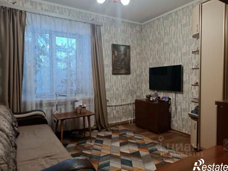2-комн квартира ул Орджоникидзе, 279,  д. 279