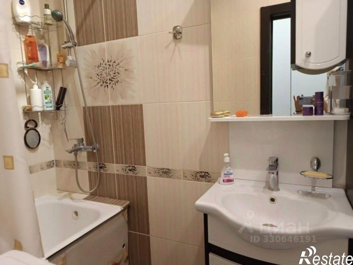 2-комн квартира ул Орджоникидзе, 279,  д. 279