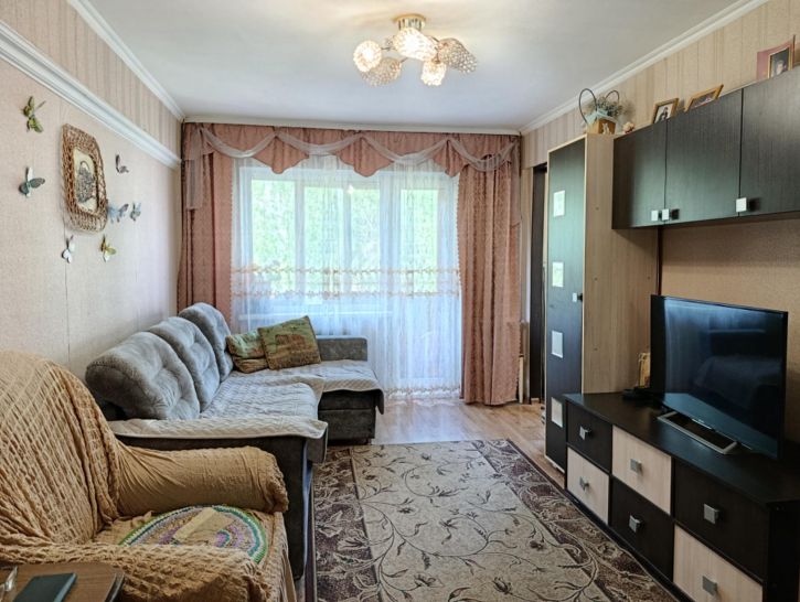 3-комн квартира ул Бородина, 37
