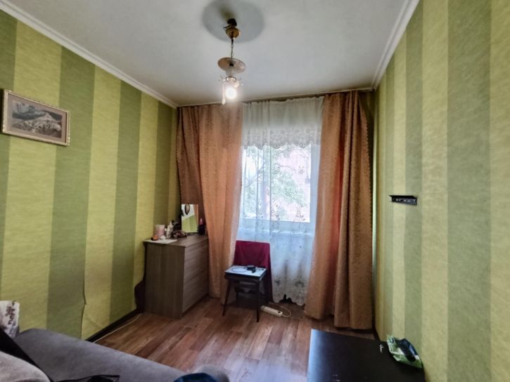 3-комн квартира ул Бородина, 37