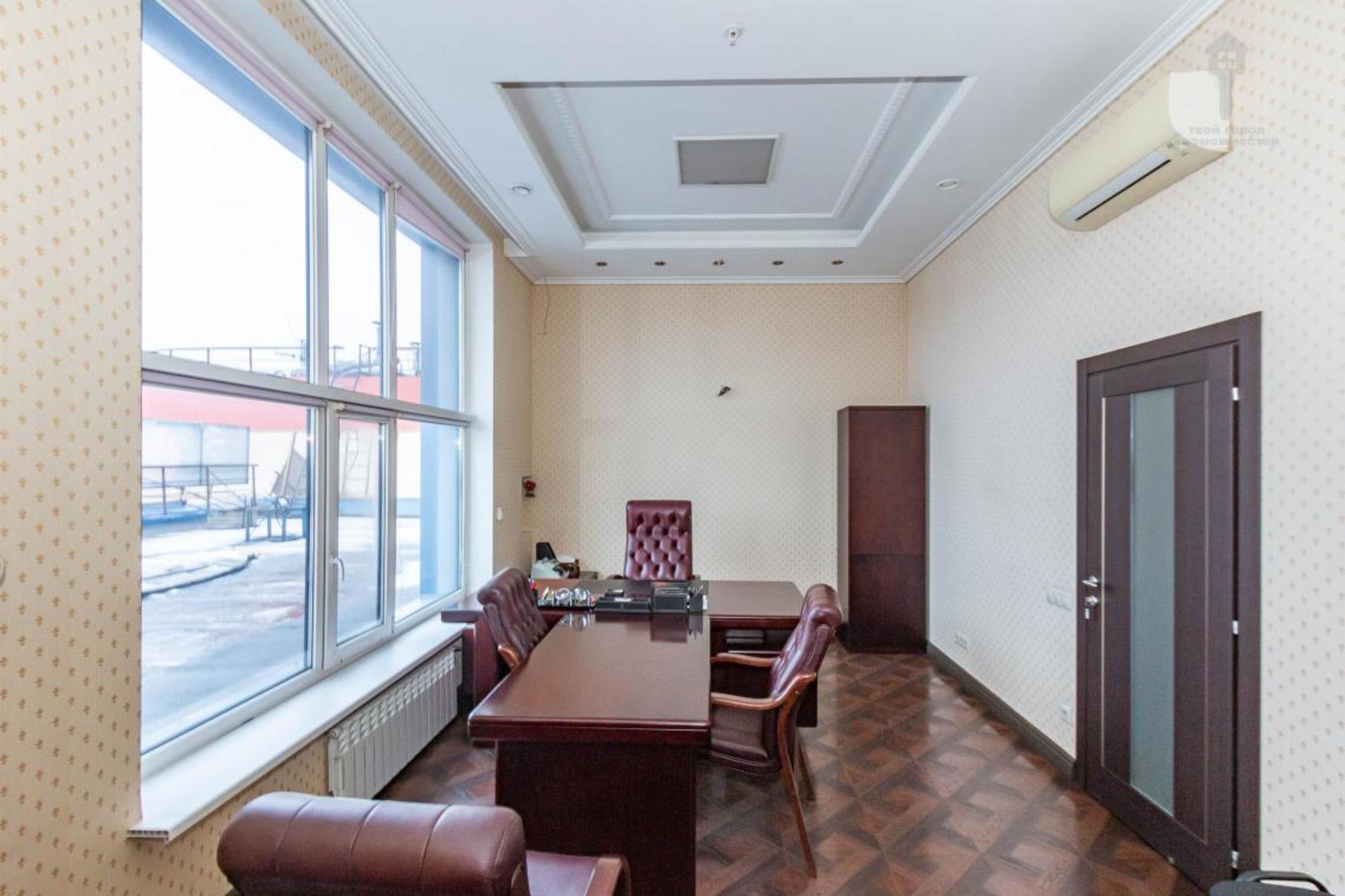 Купить офис, помещение под офис за 23 000 000 рублей на Лукашевича, 10В