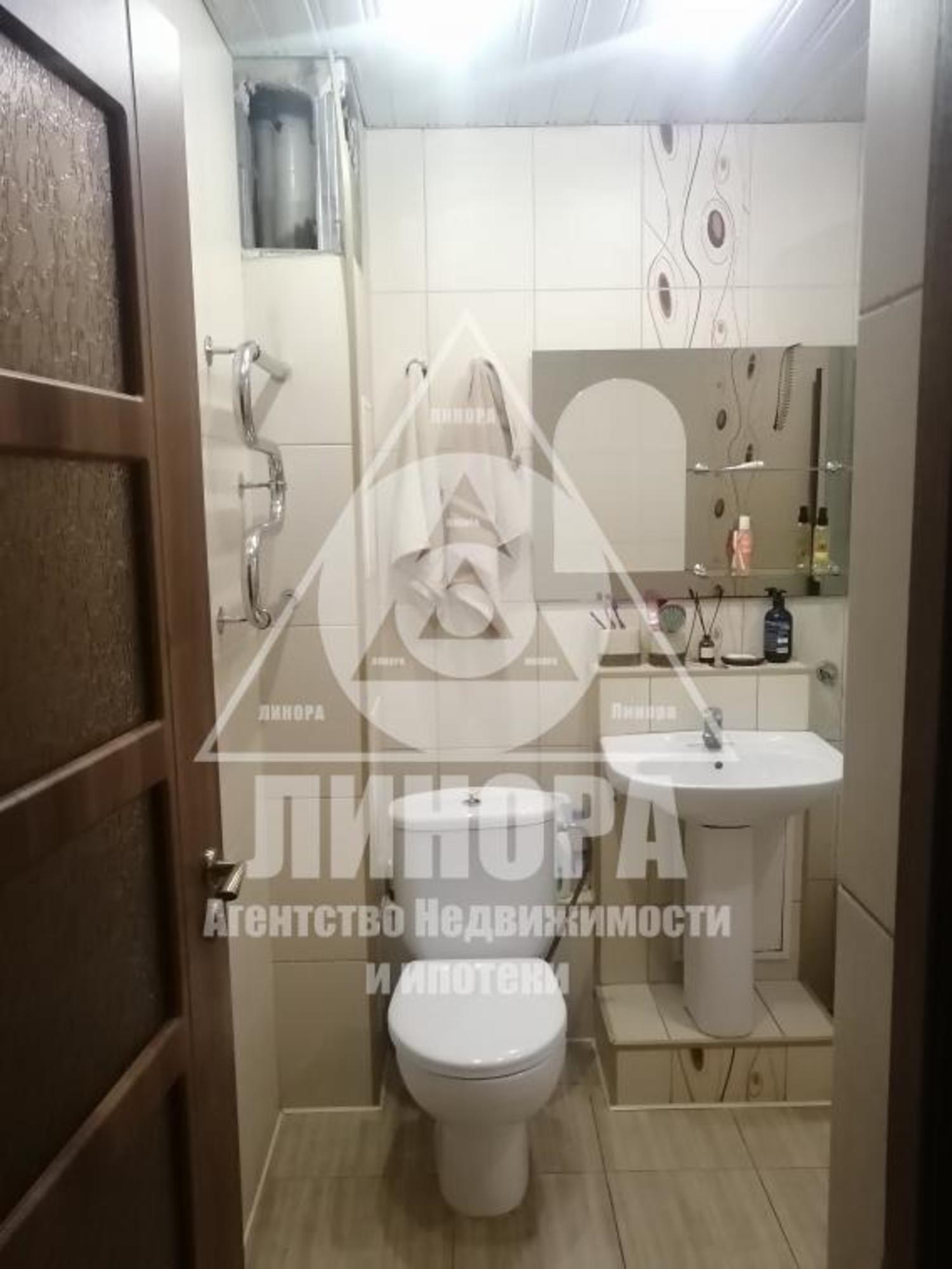 Купить квартиру за 9 800 000 рублей на 10 лет Октября, 147