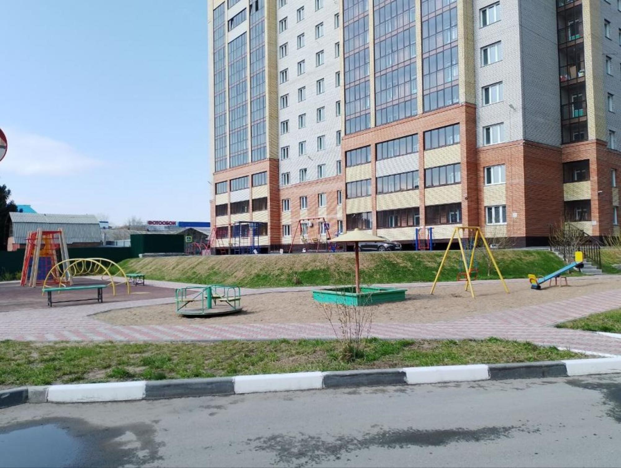 Купить квартиру за 6 848 000 рублей на Гусарова, 48