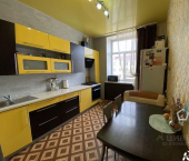 3-комн, 77кв м, этаж 4/5 пр-кт Карла Маркса, 45
