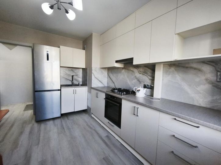 3-комн квартира Степанца, 12