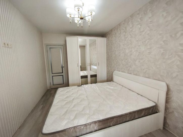 3-комн квартира Степанца, 12