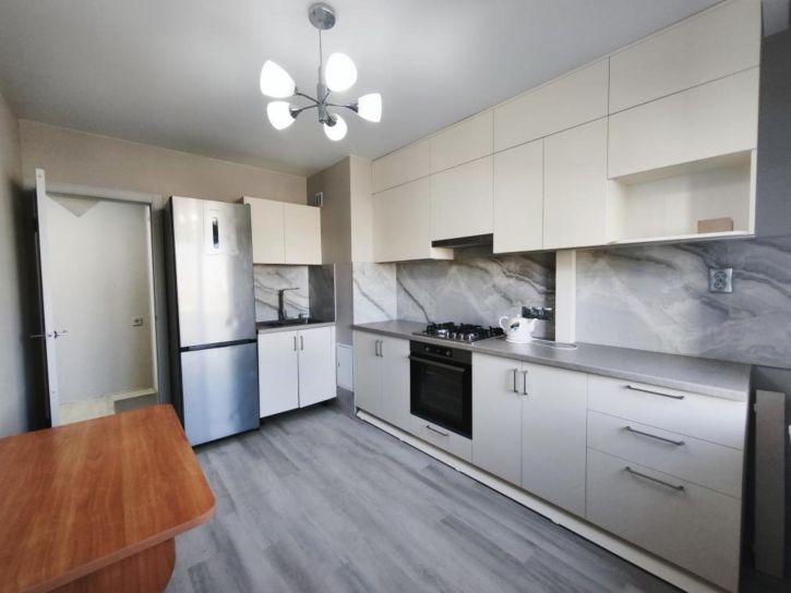 3-комн квартира Степанца, 12