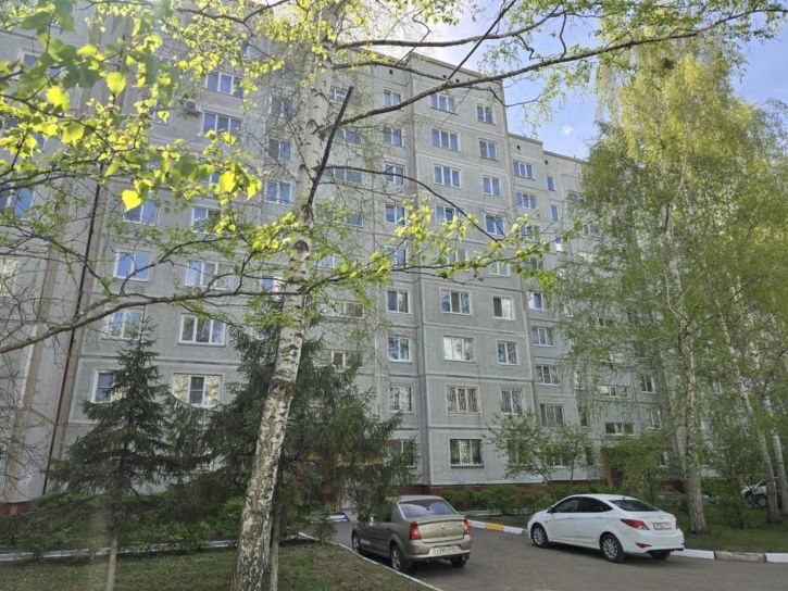 3-комн квартира Взлетная, 7а