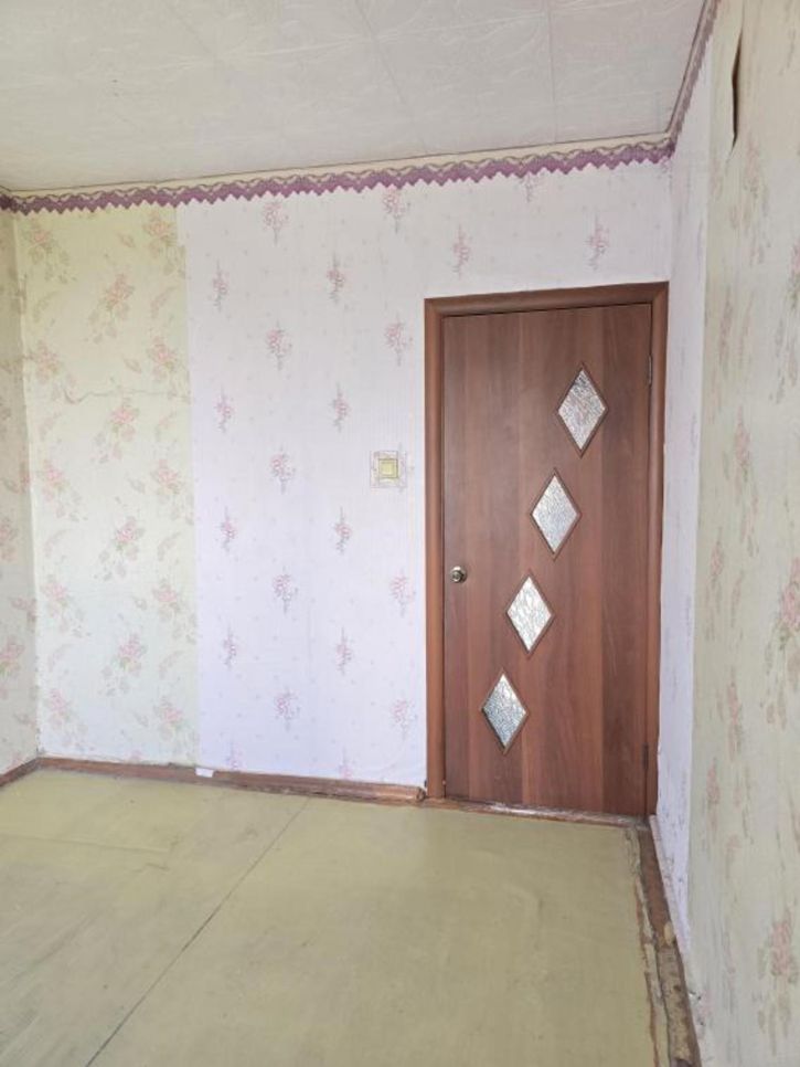 3-комн квартира Взлетная, 7а