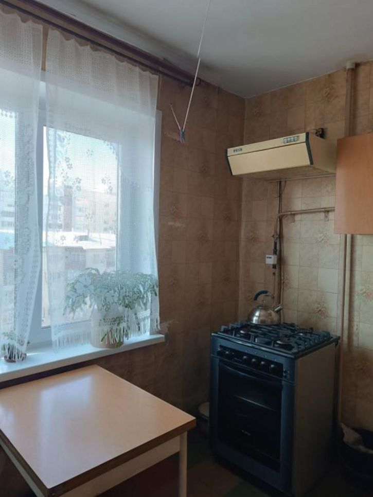 1-комн квартира Батумская, 30