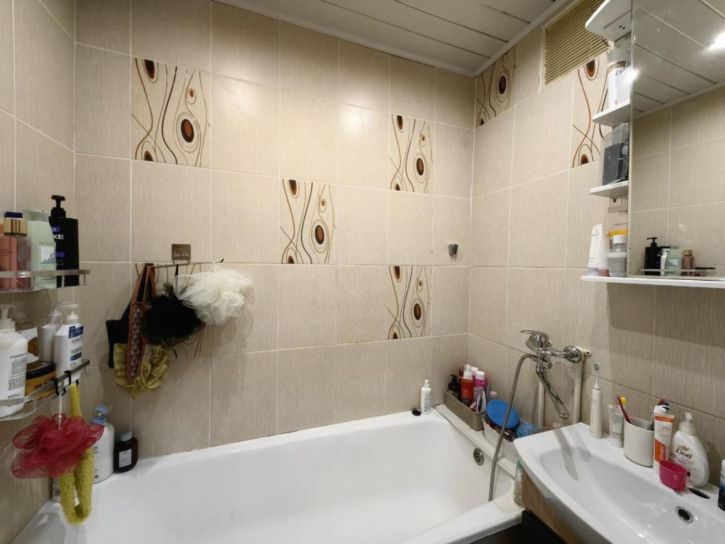 4-комн квартира Дианова, 20к1