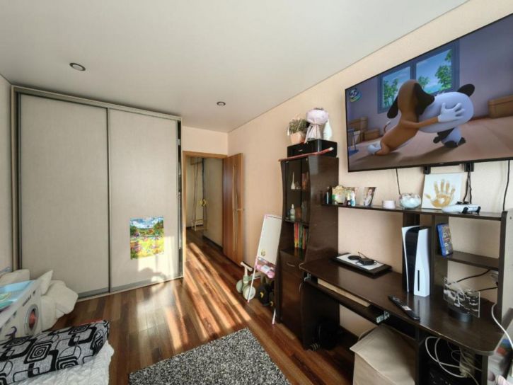 4-комн квартира Дианова, 20к1