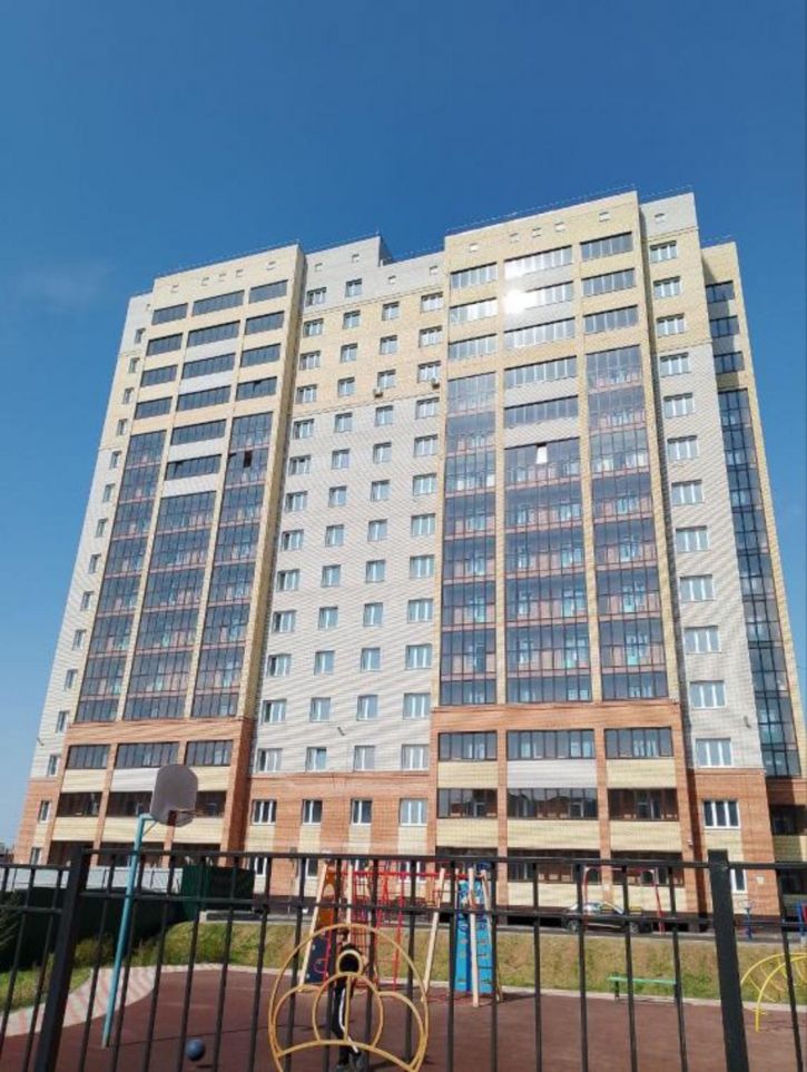 2-комн квартира Гусарова, 48