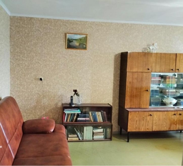 2-комн квартира Кемеровская, 22