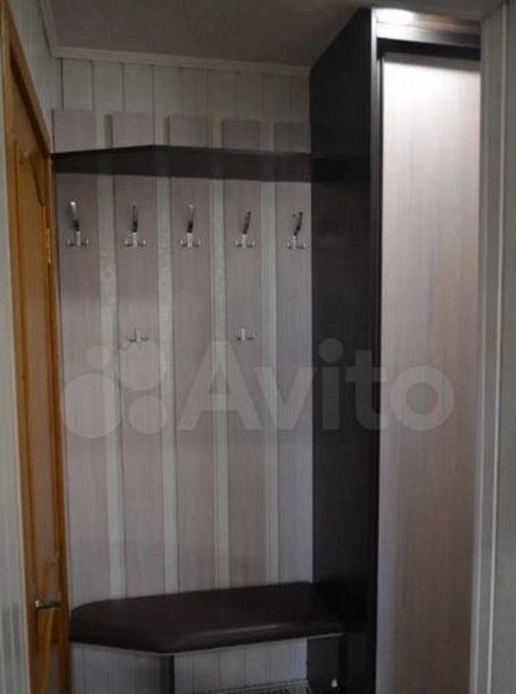 3-комн квартира Комарова проспект, 5