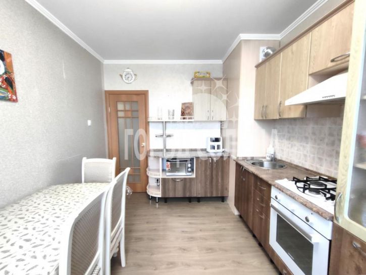 3-комн квартира Завертяева, 13