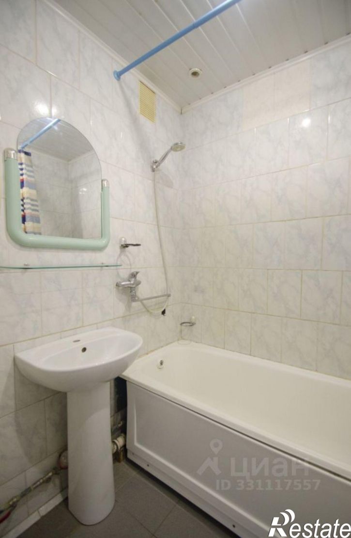3-комн квартира ул Крупской, 27 1,  д. 27 1,  к. 1