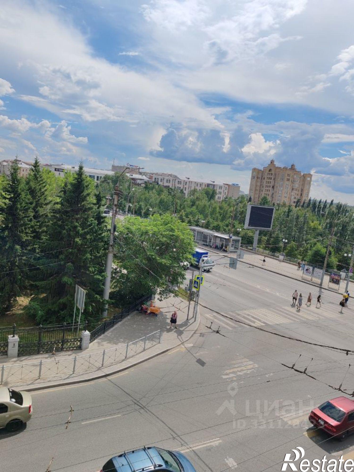 Сдать комнату за 17 000 рублей на пр-кт Карла Маркса, 33