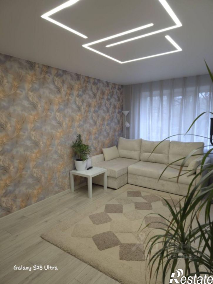 3-комн квартира ул Заозерная, 3,  д. 3