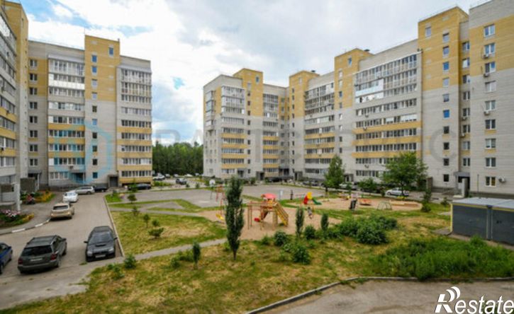 2-комн квартира ул Светловская, 12,  д. 12
