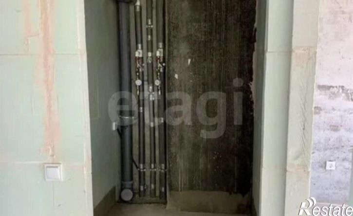 3-комн квартира в новом доме микрорайон Зелёная Река, 12