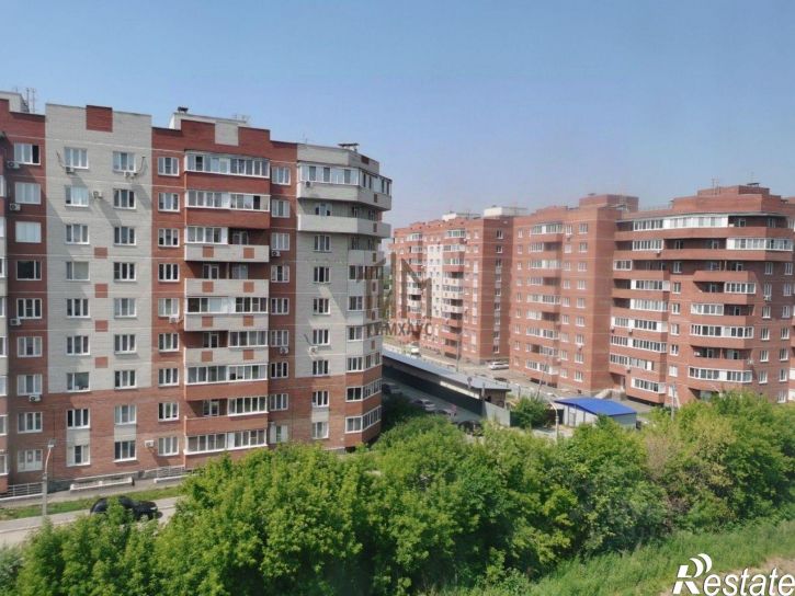 2-комн квартира ул 1-й Красной Звезды, 81,  д. 81