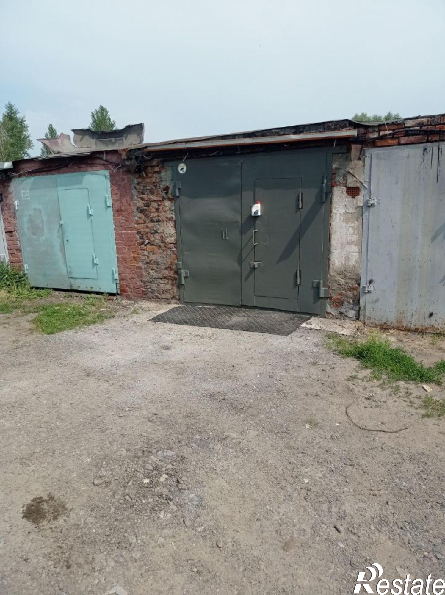 Сдать гараж, место в паркинге за 7 500 рублей на ул Коммунальная, 8