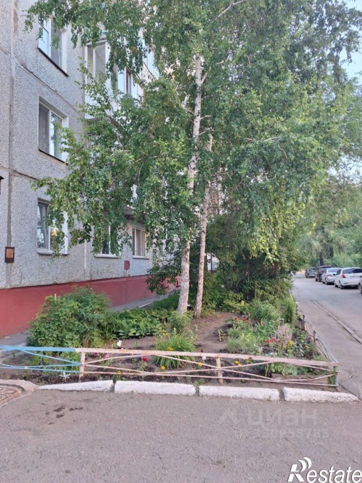 2-комн квартира ул 12 Декабря, 112,  д. 112